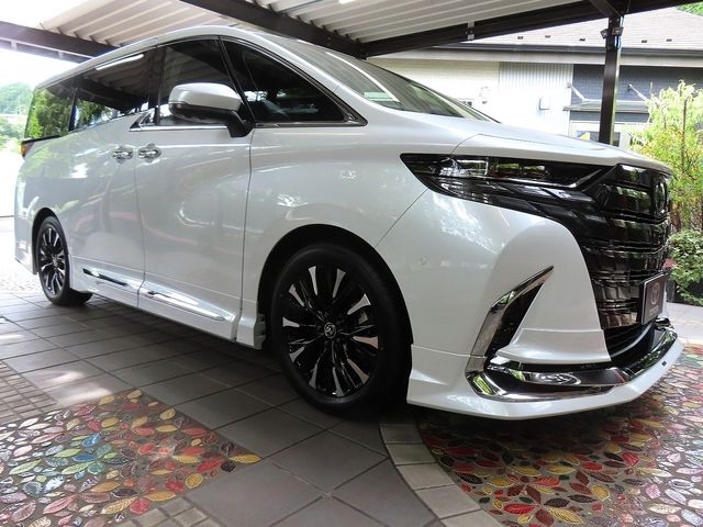 TOYOTA ALPHARD hybrid 4WD 2025