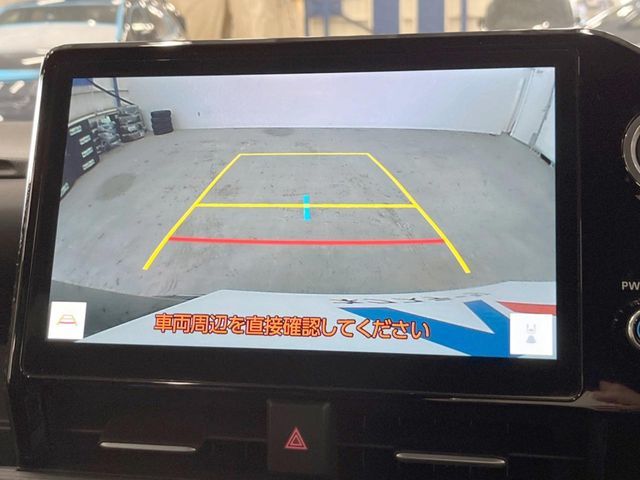 TOYOTA NOAH 4WD 2023