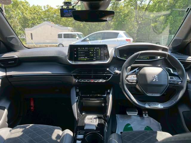 PEUGEOT PEUGEOT 208 2022