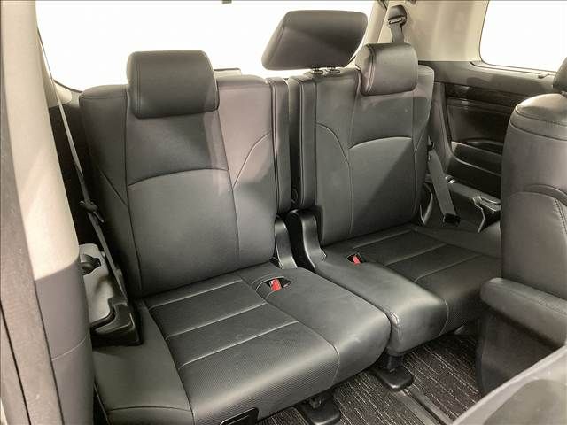 TOYOTA VELLFIRE 2020