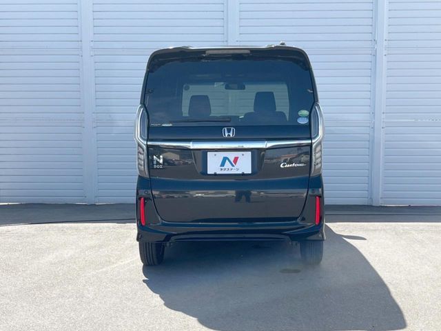 HONDA N BOX CUSTOM 2019