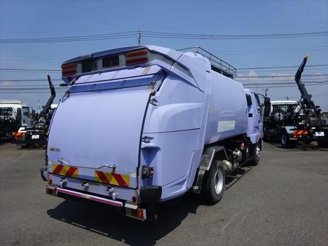 MITSUBISHI FUSOU FIGHTER 2019