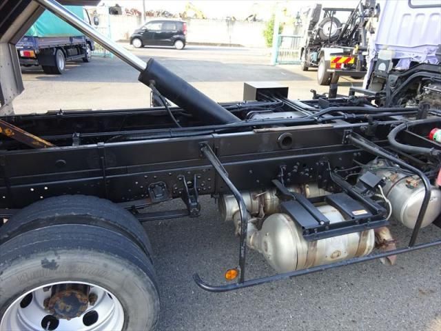 MITSUBISHI FUSOU FIGHTER 2019