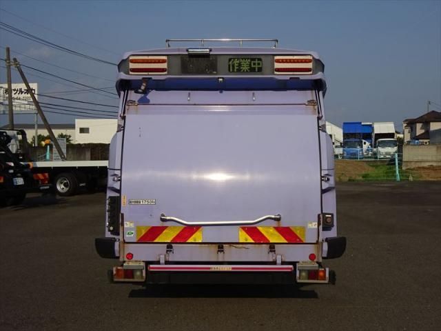 MITSUBISHI FUSOU FIGHTER 2019