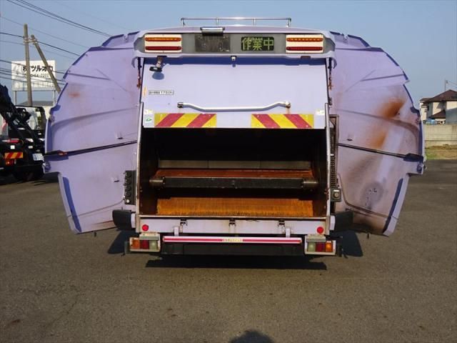 MITSUBISHI FUSOU FIGHTER 2019