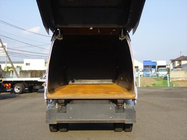 MITSUBISHI FUSOU FIGHTER 2019