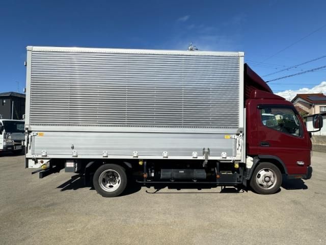 MITSUBISHI CANTER 2021