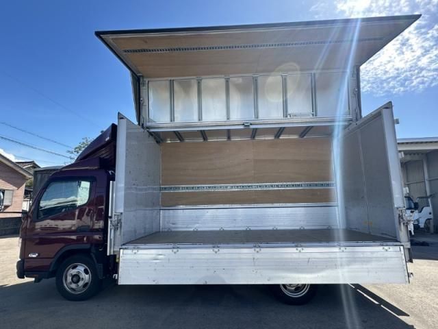 MITSUBISHI CANTER 2021