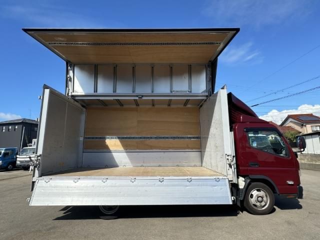 MITSUBISHI CANTER 2021