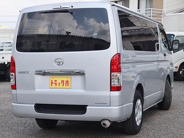 TOYOTA HIACE van 2WD 2023