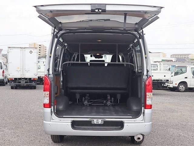 TOYOTA HIACE van 2WD 2023