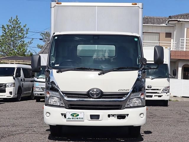 TOYOTA DYNA 2019