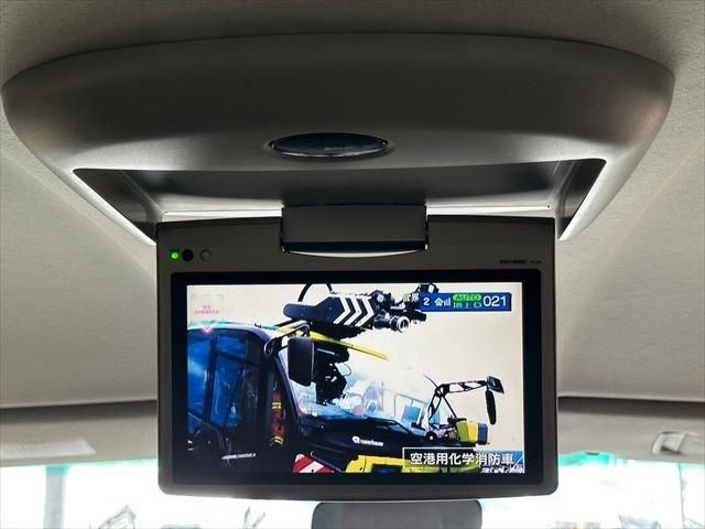 TOYOTA VELLFIRE 2009