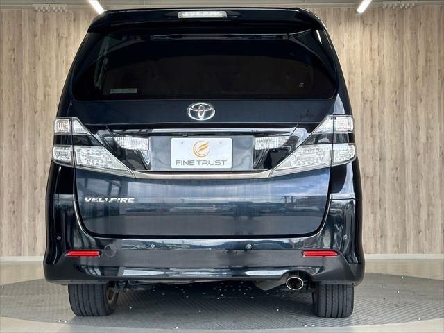 TOYOTA VELLFIRE 2009