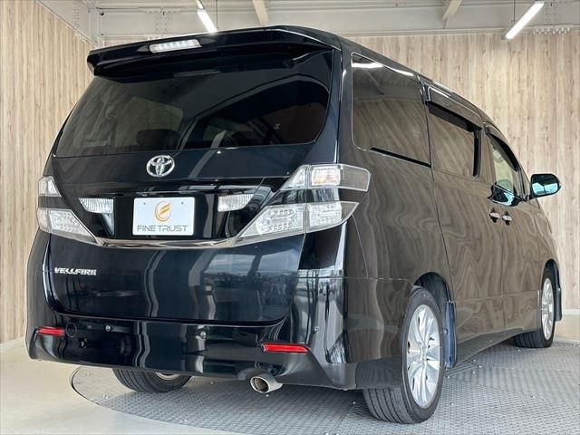 TOYOTA VELLFIRE 2009
