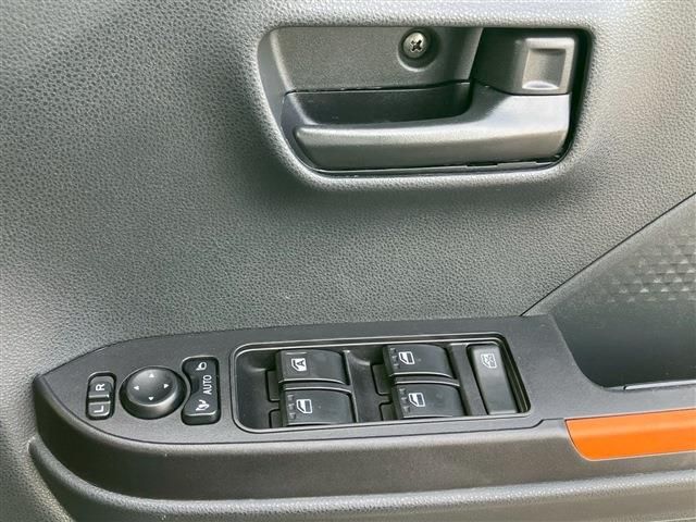 DAIHATSU TANTO FAN CROSS 2022