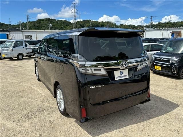 TOYOTA VELLFIRE 2018