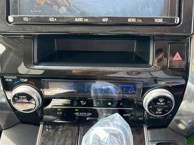 TOYOTA VELLFIRE 2018