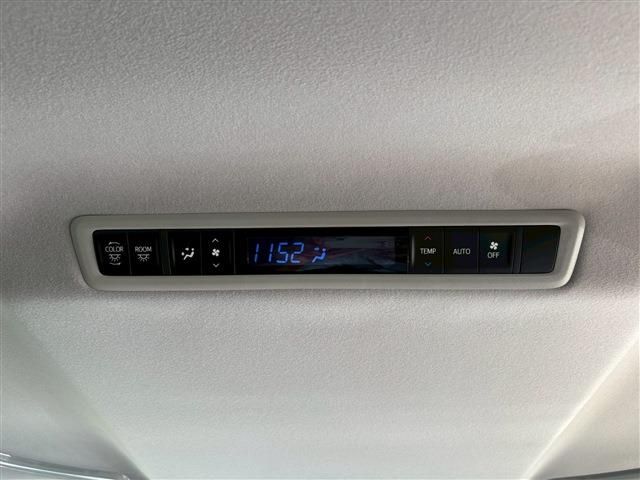 TOYOTA VELLFIRE 2018