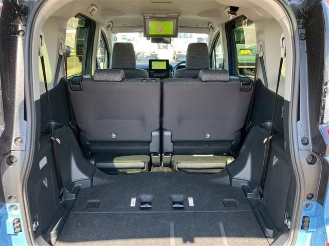 TOYOTA SIENTA HYBRID 2023