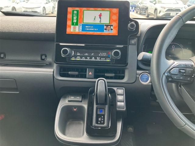 TOYOTA SIENTA HYBRID 2023