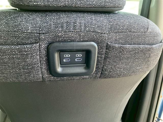 TOYOTA SIENTA HYBRID 2023