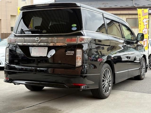 NISSAN ELGRAND 2019