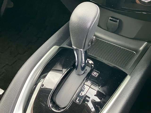 NISSAN X-TRAIL 2WD 2019