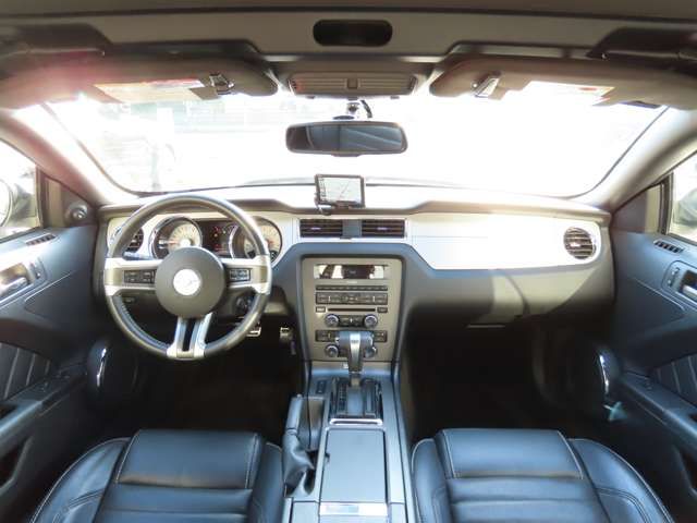 FORD FORD MUSTANG open 2012