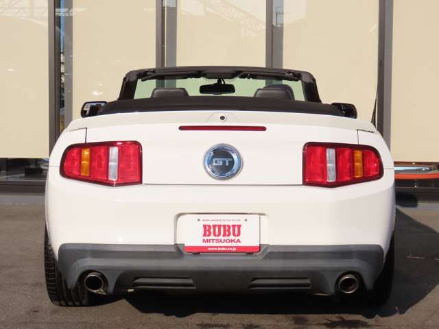 FORD FORD MUSTANG open 2012