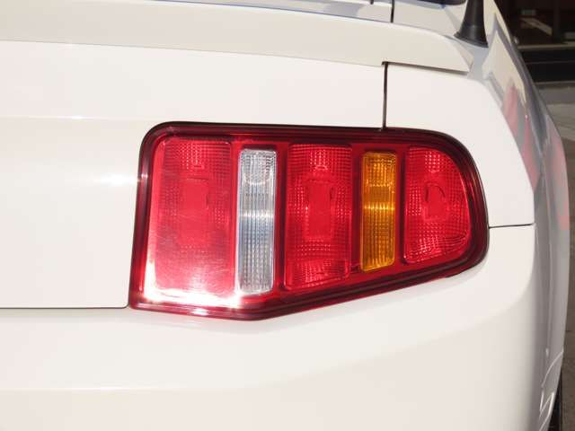 FORD FORD MUSTANG open 2012