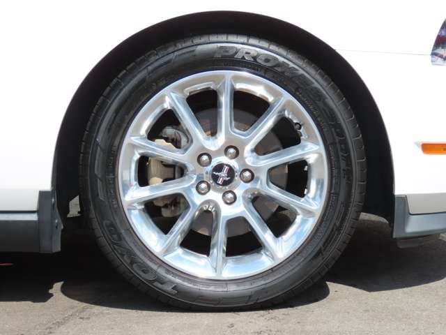 FORD FORD MUSTANG open 2010