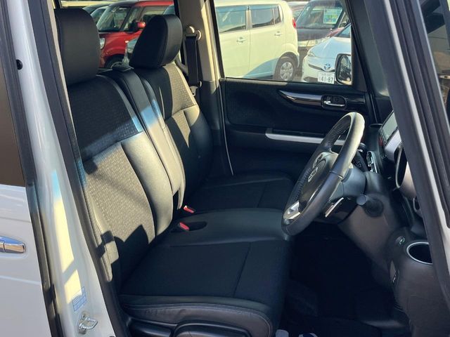 HONDA N BOX CUSTOM 2016