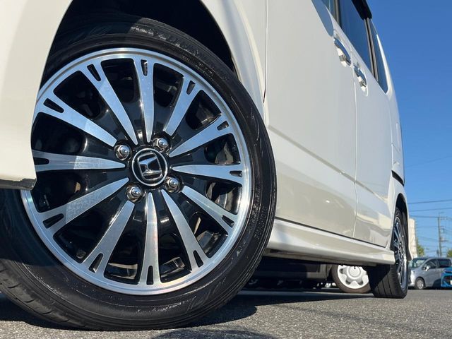 HONDA N BOX CUSTOM 2016