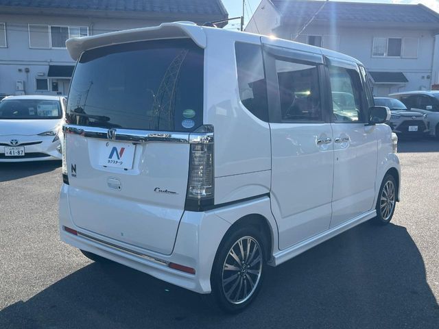 HONDA N BOX CUSTOM 2016