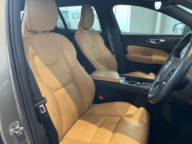 VOLVO VOLVO V60 2021