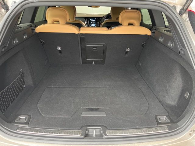 VOLVO VOLVO V60 2021