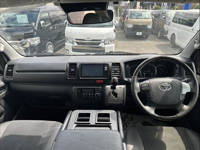 TOYOTA HIACE van 2WD 2018