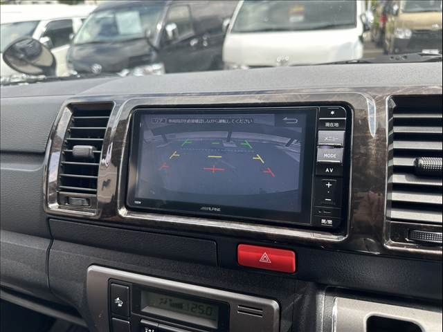 TOYOTA HIACE van 2WD 2018