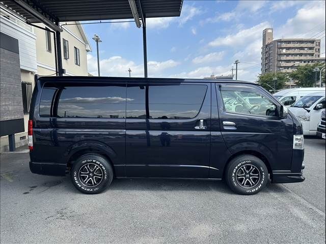 TOYOTA HIACE van 2WD 2018