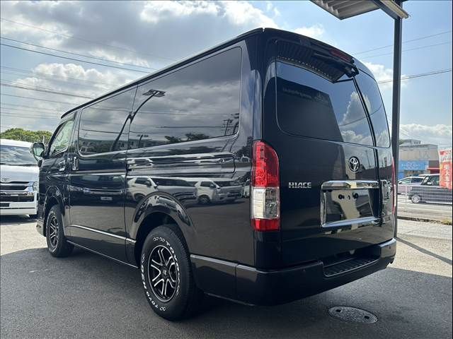 TOYOTA HIACE van 2WD 2018