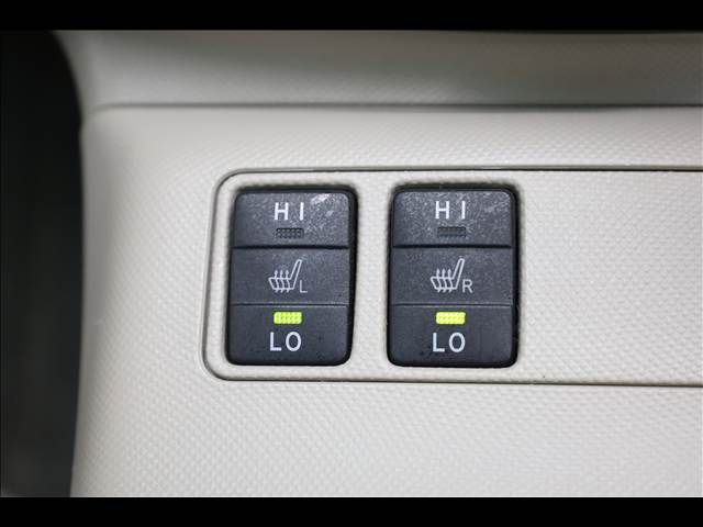 TOYOTA ESTIMA HYBRID 4WD 2009