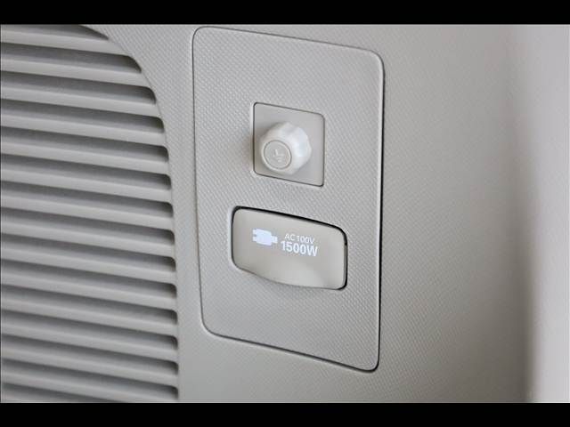 TOYOTA ESTIMA HYBRID 4WD 2009