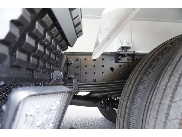 MITSUBISHI CANTER 2025