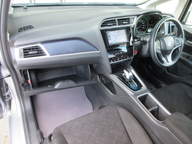 HONDA SHUTTLE HYBRID 2018