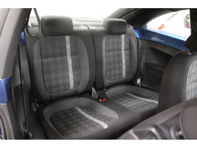 VOLKSWAGEN VOLKSWAGEN The BEETLE 2017