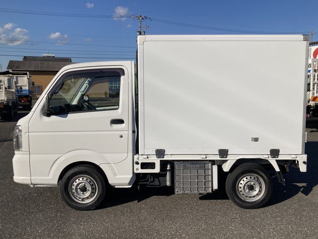 NISSAN NT100 CLIPPER 2017