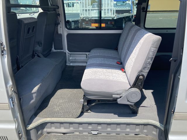 MAZDA BONGO van 4WD 2009