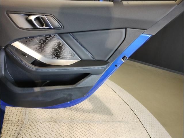 BMW BMW 1series 2025