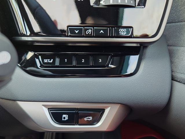 TOYOTA LEXUS RX500h 2023